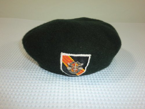 グリーンベレー帽 (バッジ付き) - J&A OKINAWA 米軍装備品＆放出品の通販