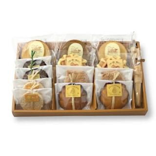 【♡目玉焼き♡】山梨県産M,Aの粒　箱込1kg弱 土 瀬戸ヶ原花苑 上質赤玉土 大粒 14L(約9kg) 単用土 | チャーム