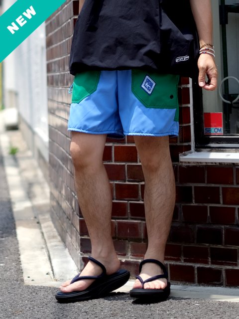 Atmosphere Mountainworks　"PATCH POCKET SHORTS"