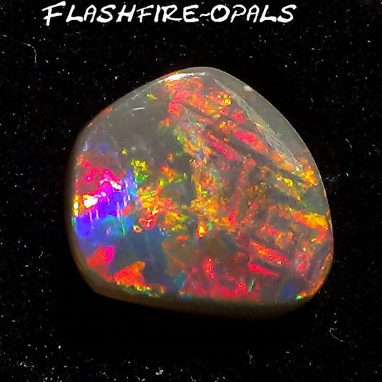 セミブラックオパール 2.8ct - オパール専門店 Flashfire-Opals-Japan