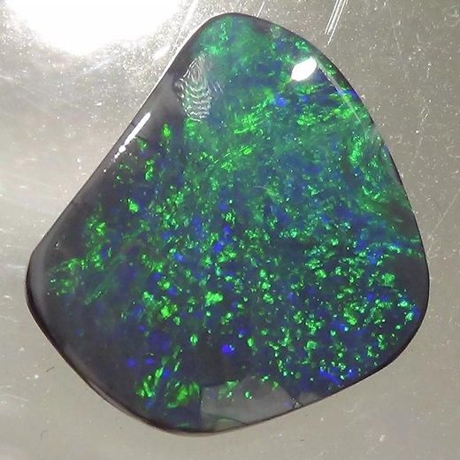 ブラックオパール 6.15ct - オパール専門店 Flashfire-Opals-Japan