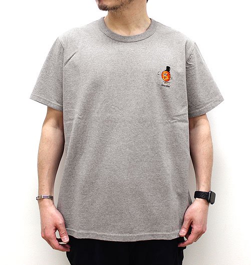 WEE WEE embroidery Tee designed by Jerry UKAI（ウィーウィーエン