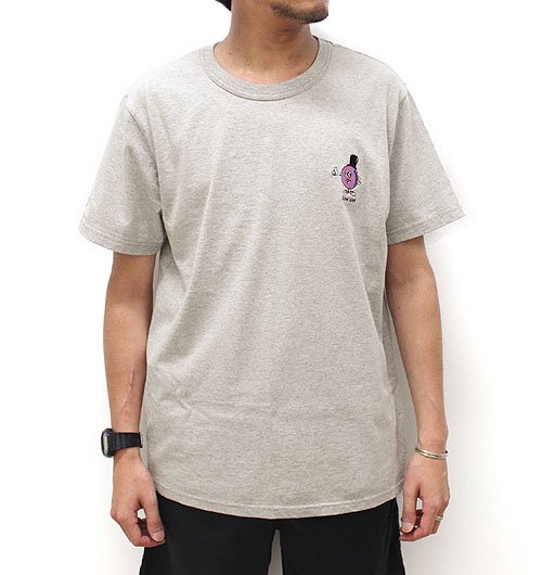 WEE WEE embroidery Tee designed by Jerry UKAI（ウィーウィーエン