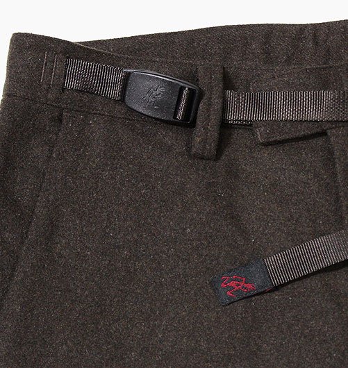 WM×GRAMICCI WOOL DARTED PANTS（ホワイトマウンテニアリング×グラミチ