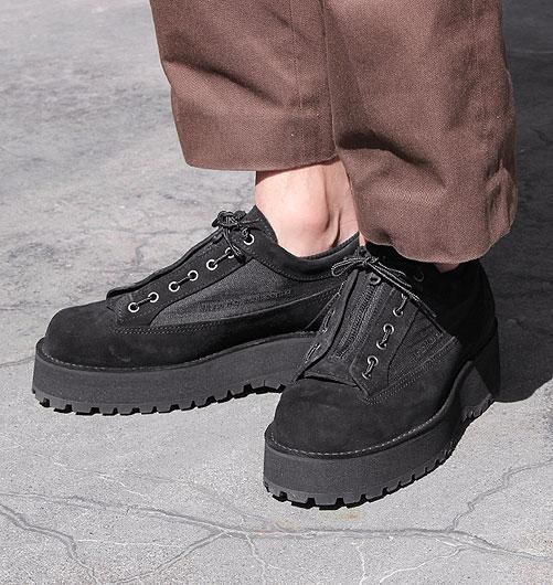 ダナー WHITE MOUNTAINEERING × DANNER-