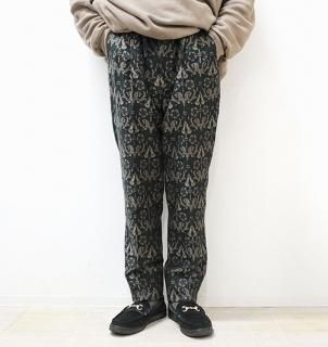 BOTANICAL JACQUARD 2 TUCKED WIDE TAPERED EASY PANTSWhite Mountaineeringʥۥ磻ȥޥƥ˥󥰡