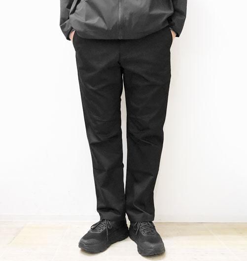 TWILL ST NEW TRAVEL PANTS（ツイルストレッチニュートラベルパンツ