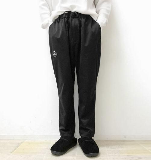 WM×F.C.Real Bristol TAPERED PANTS（ホワイトマウンテニア