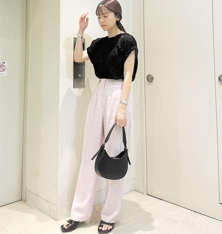 Highwaist Tuck Trousers（ハイウエストタックトラウザース