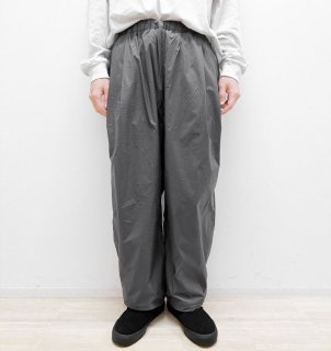 ワイドパンツ Insulated air wide pants / Brilliance shade down proof／alk phenix（アルクフェニックス）