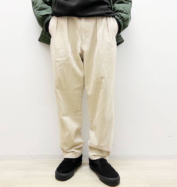 BASIC 2TUCK CORDUROY PANT（ベーシックツータックコーデュロイパンツ