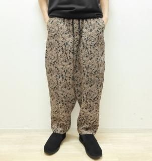 White Mountaineering（ホワイトマウンテニアリング）パンツ