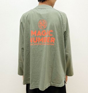 STOCK LOGO US COTTON MOCNECK 3/4 T-SHIRT<br>ʥȥåUSåȥåͥå3/4Tġ<br>MAGIC NUMBERʥޥåʥС