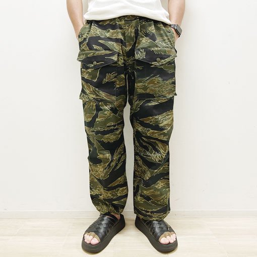 Overgrown Armor Pants ”Tiger Twill” - SASSAFRAS