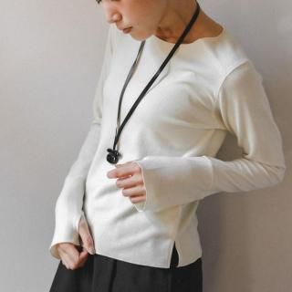 「 Fingerhole Cutsew 」<br>AgAwd（アガウド）