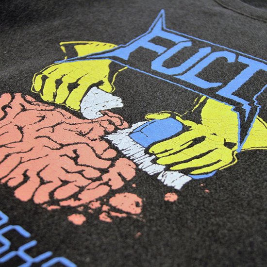 FUCT (ファクト) FUCT SSDD BRAINWASHED CREWNECK SWEAT 48304(クルーネックスウェット)