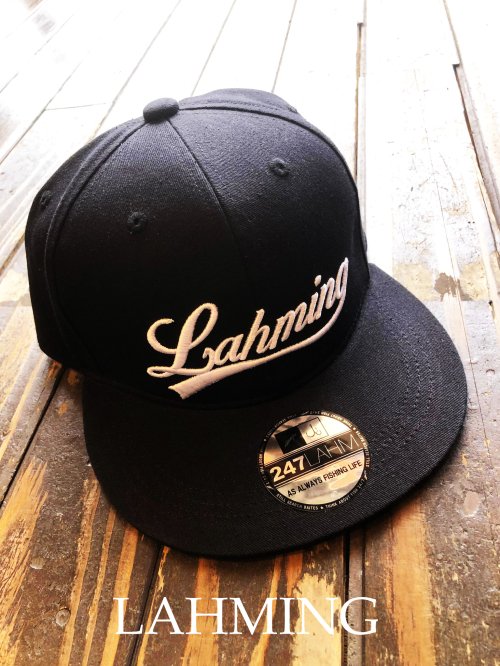 NEW CAMOロゴ＆ツバデザイン追加 】LAHM FLAT BILL CAP/フラットビルキャップ - lure angle HAMA  オンラインストア