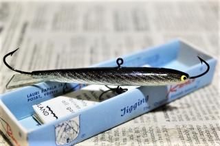 OLD RAPALA JIGGING W9