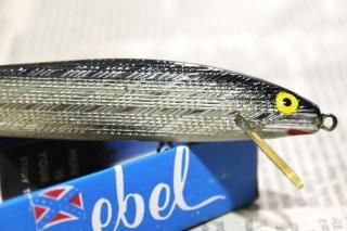<img class='new_mark_img1' src='https://img.shop-pro.jp/img/new/icons13.gif' style='border:none;display:inline;margin:0px;padding:0px;width:auto;' />REBEL MINNOW 140mm [FLOATER]