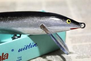 <img class='new_mark_img1' src='https://img.shop-pro.jp/img/new/icons13.gif' style='border:none;display:inline;margin:0px;padding:0px;width:auto;' />RAPALA FLOATING MAGNUM F18-MG [S]
