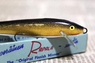 <img class='new_mark_img1' src='https://img.shop-pro.jp/img/new/icons13.gif' style='border:none;display:inline;margin:0px;padding:0px;width:auto;' />OLD RAPALA FLOATING F9 [G]