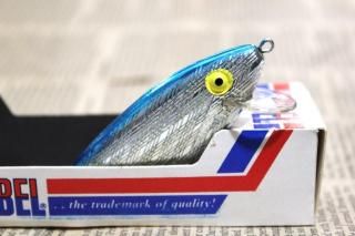 <img class='new_mark_img1' src='https://img.shop-pro.jp/img/new/icons13.gif' style='border:none;display:inline;margin:0px;padding:0px;width:auto;' />REBEL RACKET SHAD [FLOATER]