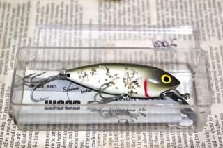 <img class='new_mark_img1' src='https://img.shop-pro.jp/img/new/icons13.gif' style='border:none;display:inline;margin:0px;padding:0px;width:auto;' />WOOD'S MFG.CO SPOT TAIL MINNOW [diver]