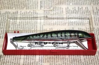 <img class='new_mark_img1' src='https://img.shop-pro.jp/img/new/icons13.gif' style='border:none;display:inline;margin:0px;padding:0px;width:auto;' />COTTON CORDELL RED-FIN