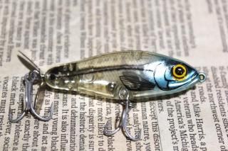 <img class='new_mark_img1' src='https://img.shop-pro.jp/img/new/icons13.gif' style='border:none;display:inline;margin:0px;padding:0px;width:auto;' />BOMBER RIP SHAD