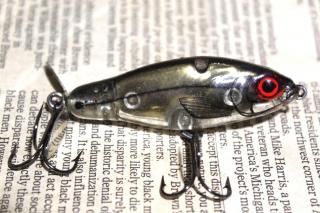 <img class='new_mark_img1' src='https://img.shop-pro.jp/img/new/icons13.gif' style='border:none;display:inline;margin:0px;padding:0px;width:auto;' />BOMBER RIP SHAD