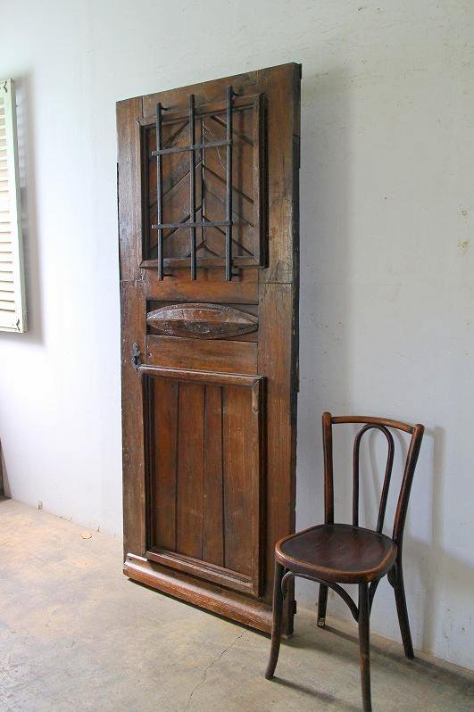 重厚感あるアンティーク木製玄関ドア フランス アンティークドア 直輸入販売 Boncote