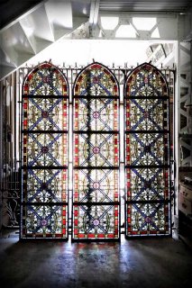 アンティーク 教会の特大ステンドグラス窓