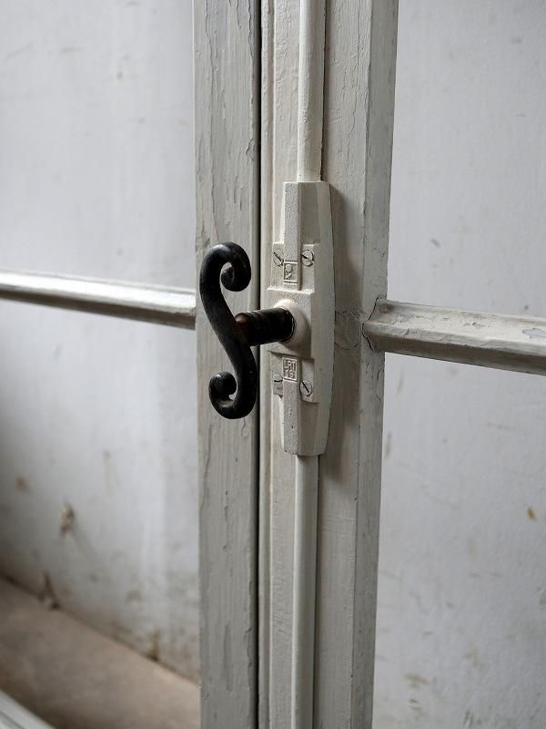 アンティーク 観音開きガラス窓 クレモン錠 - フランス アンティーク