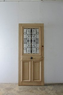 アンティークアイアン飾り玄関ドア 小窓付