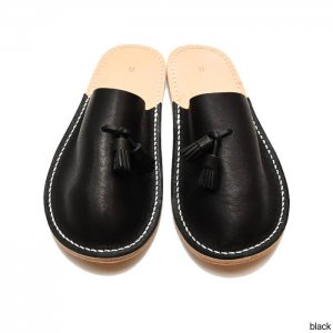 <img class='new_mark_img1' src='https://img.shop-pro.jp/img/new/icons50.gif' style='border:none;display:inline;margin:0px;padding:0px;width:auto;' />Hender Scheme  leather slipper 쥶å nc-rc-les