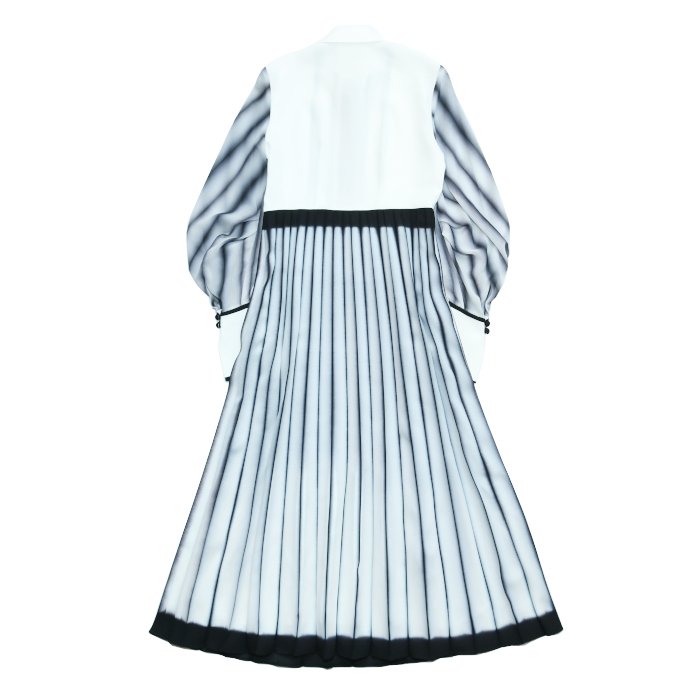 Mame Kurogouchi マメ クロゴウチ 'Itajime Shibori' Pleated Dress - Filmvak in  Kagoshima.Mame KurogouchiI