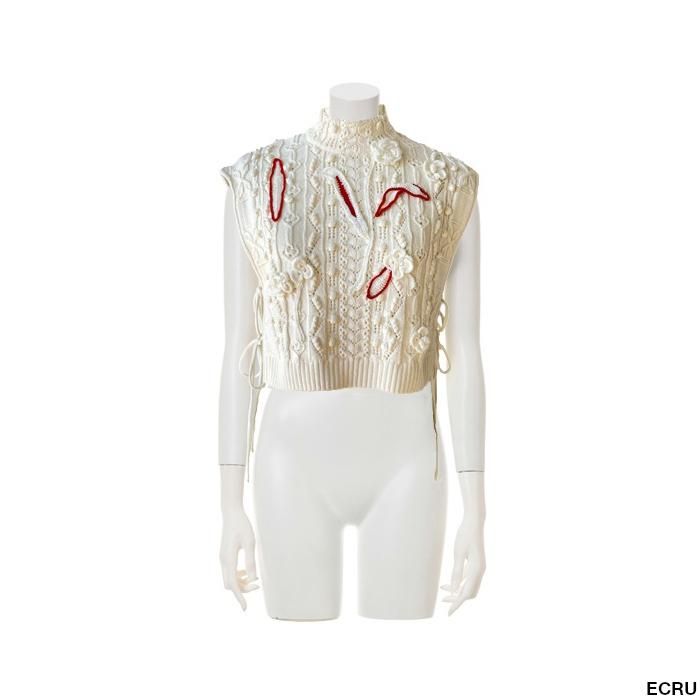 Mame Kurogouchi マメ クロゴウチ Floral Motif Hand-Knitted