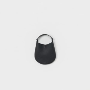 <img class='new_mark_img1' src='https://img.shop-pro.jp/img/new/icons1.gif' style='border:none;display:inline;margin:0px;padding:0px;width:auto;' />Hender Scheme  one piece bag small ro-rb-ops