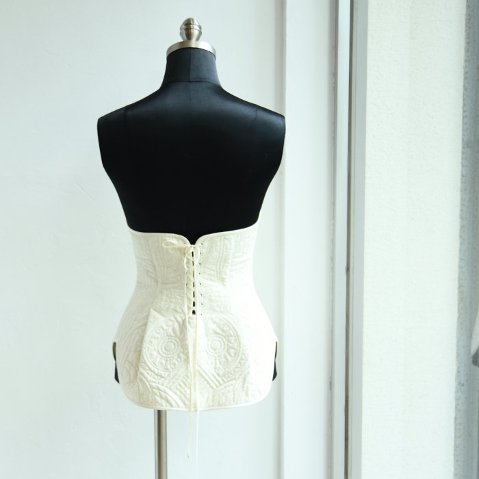 Mame Kurogouchi マメ クロゴウチ Floral Quilted Silk Bustier