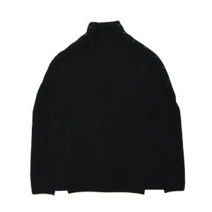 <img class='new_mark_img1' src='https://img.shop-pro.jp/img/new/icons1.gif' style='border:none;display:inline;margin:0px;padding:0px;width:auto;' />TAN  V LINE KNIT CAPE TAN23FW-6