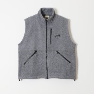 <img class='new_mark_img1' src='https://img.shop-pro.jp/img/new/icons50.gif' style='border:none;display:inline;margin:0px;padding:0px;width:auto;' />HOLIDAY ホリデイCLASSIC FLEECE VEST クラシックフリースベスト 23202135