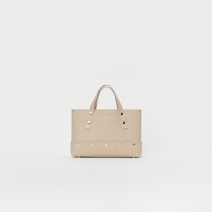 <img class='new_mark_img1' src='https://img.shop-pro.jp/img/new/icons1.gif' style='border:none;display:inline;margin:0px;padding:0px;width:auto;' />Hender Scheme  assemble rectangle bag S mj-rb-ars