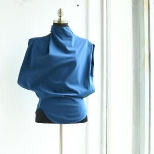 <img class='new_mark_img1' src='https://img.shop-pro.jp/img/new/icons1.gif' style='border:none;display:inline;margin:0px;padding:0px;width:auto;' />Mame Kurogouchi ޥ  Cotton Jersey Asymmetry Top	MM25FW-JS002