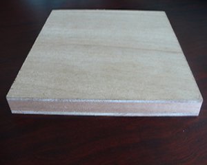 ラワンランバー（表面ベニヤ板）18x900x450