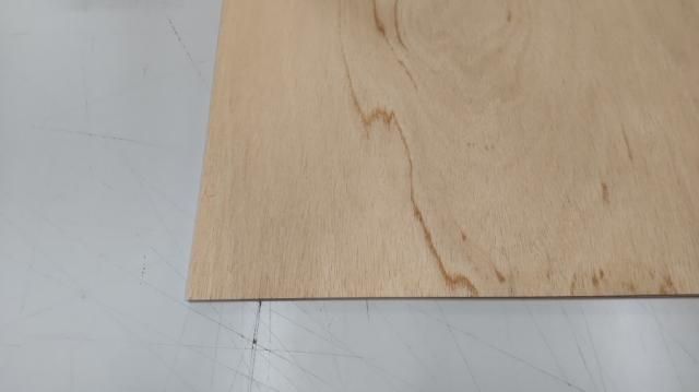 カットベニヤ（ベニヤ板） 2.5x300x1800 - DIY・木材・材木・棚板の通販なら｜DIY木材センター 織田商事株式会社