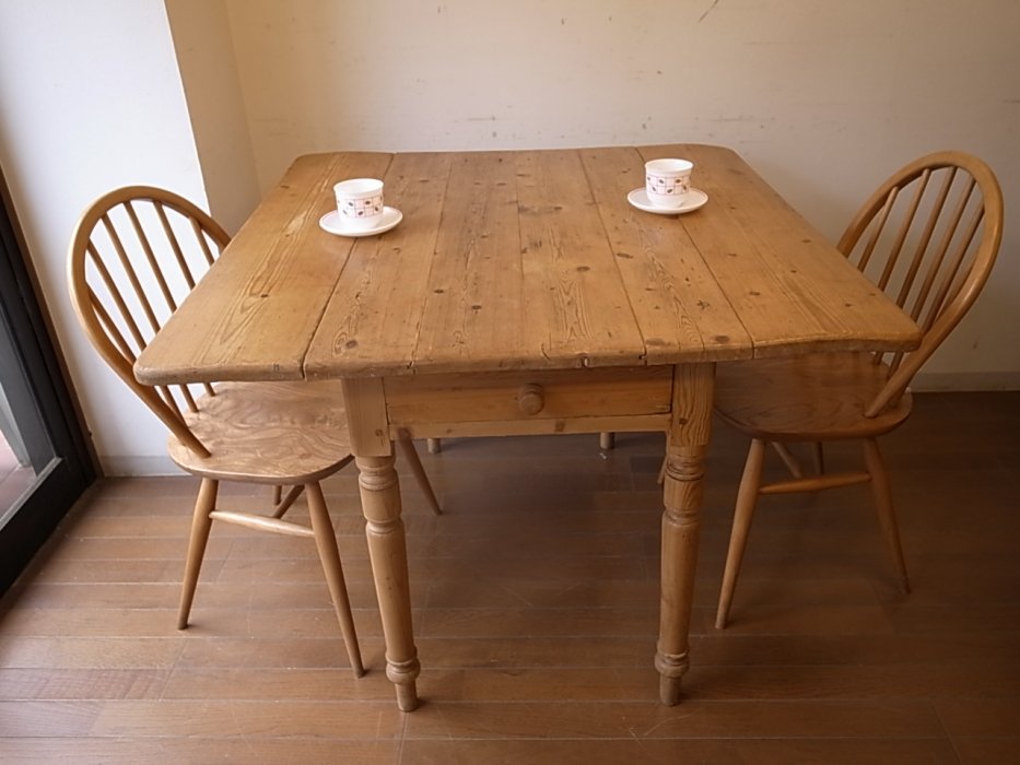 英国製 アンティークのバタフライテーブル - テーブル