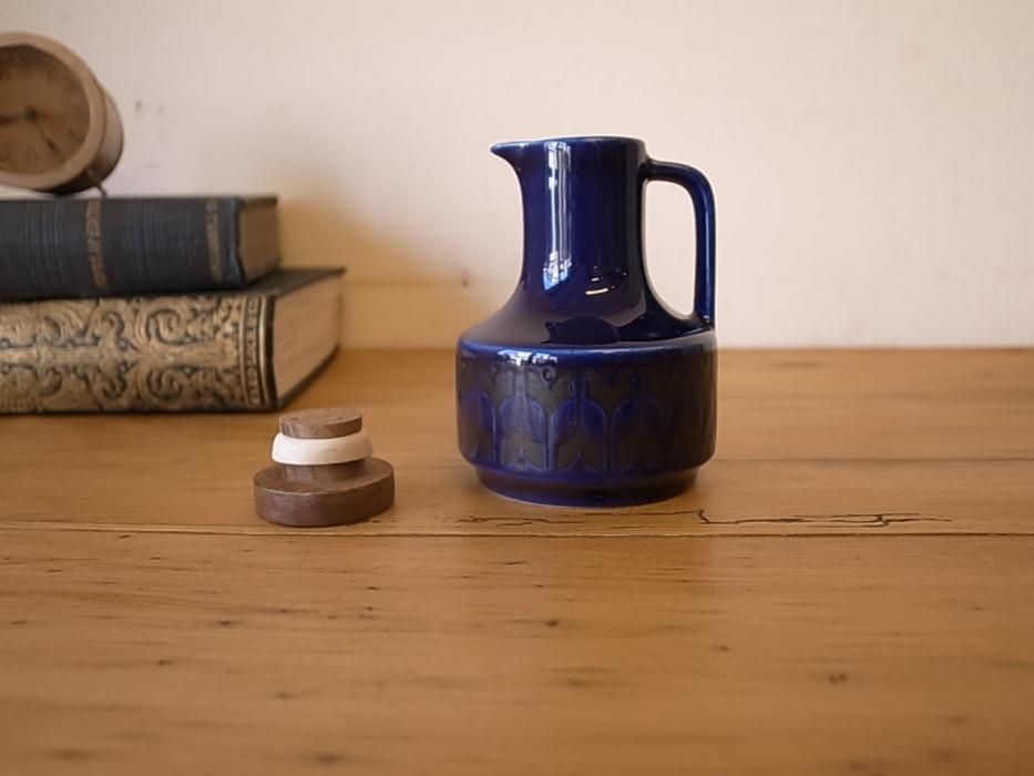 Hornsea (ホーンジー） heirloom ミッドナイトブルー ビネガーポット