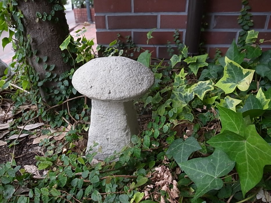 高い素材】 英国＊Garden concrete ornament＊コンクリート