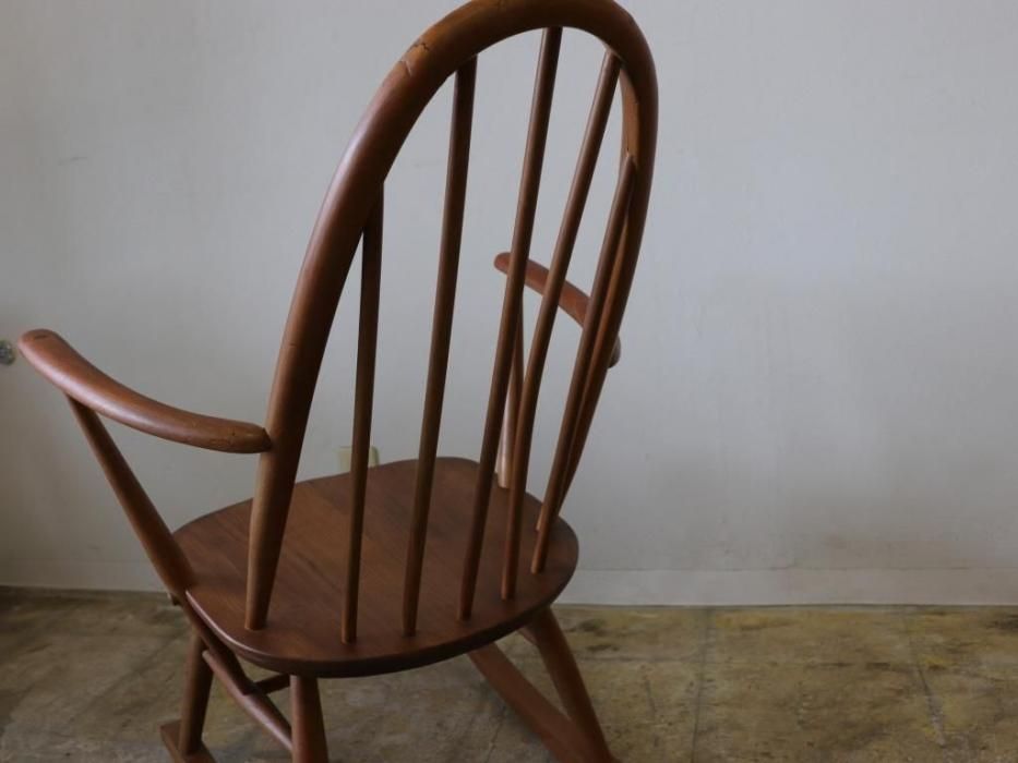 アーコール社製　クェーカーチェア　アンティーク　ビンテージ　60s アーコールErcol クエーカーチェア｜アンティーク家具・照明の