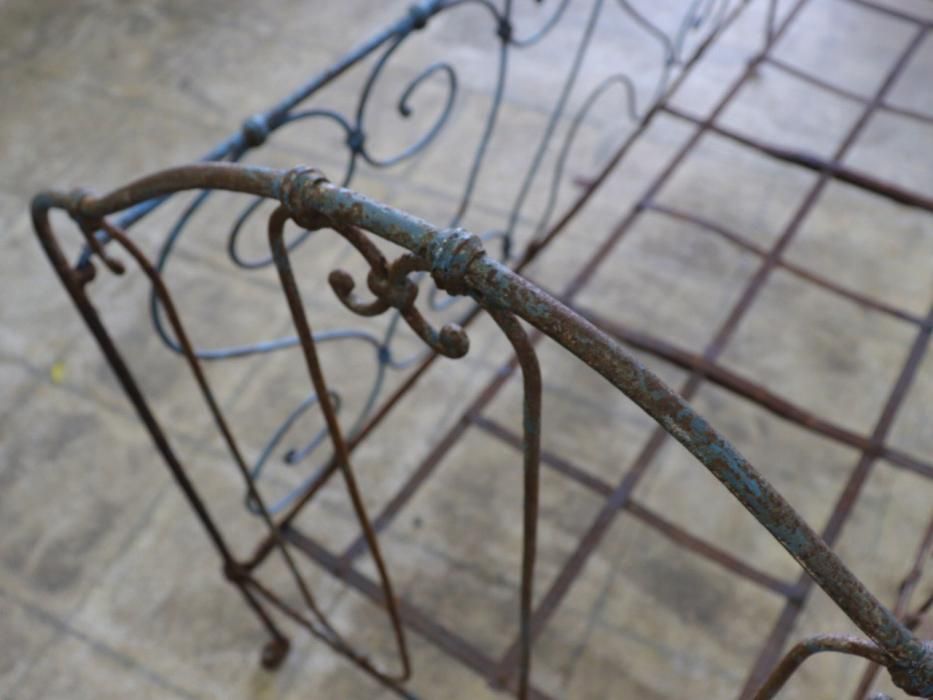 アンティークアイアンべビーベッド アンティークアイアンベビーベッド フランス 折りたたみ